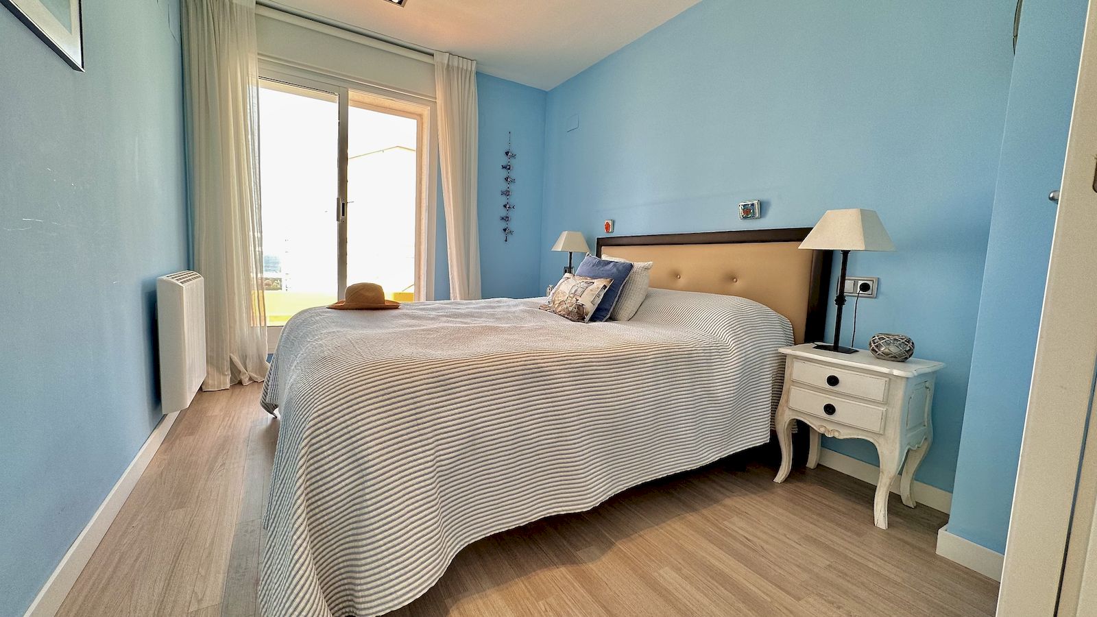 Duplex Penthouse Appartement à vendre avec vue partielle sur la mer à Playa del Arenal - Javea